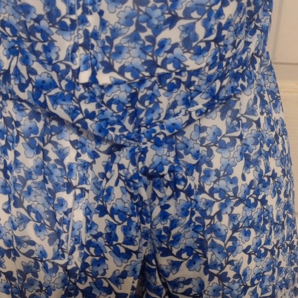 B Darrin sz 9/10 blue flower print strappy dress - Picture 7 of 7